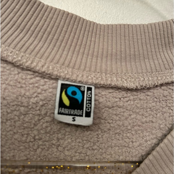 FairTrade Soft Cream Sherpa Long-sleeve Jersey Crop Top - Picture 8 of 12